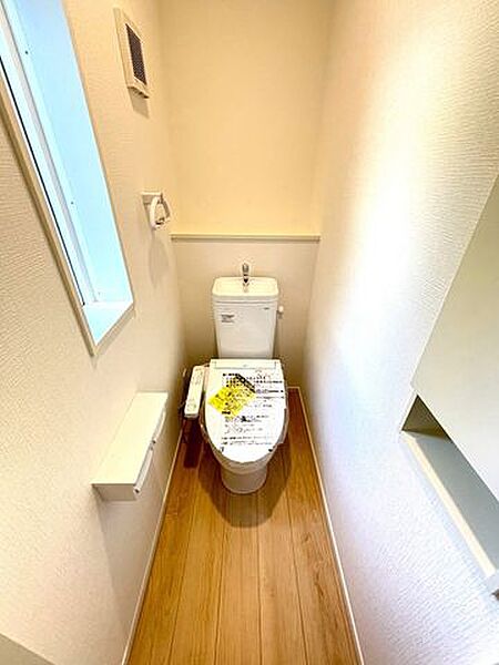 快適機能がいっぱいの使いやすさにこだわったシャワートイレです。