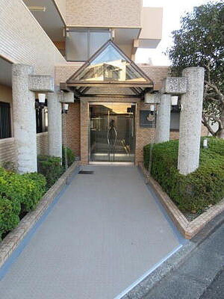 apartment 神奈川県横浜市旭区市沢町
地図を見る