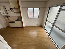 メゾンデュソレイル 4階ワンルームのリビング/ダイニング