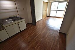 アビタシオンエース 4階1DKのリビング/ダイニング