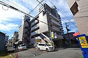 京橋駅より徒歩9分 築28年5ヶ月 5階建の賃貸物件