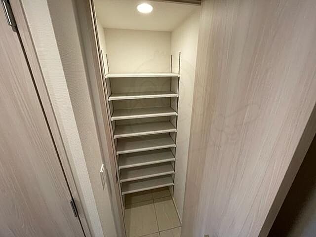 収納