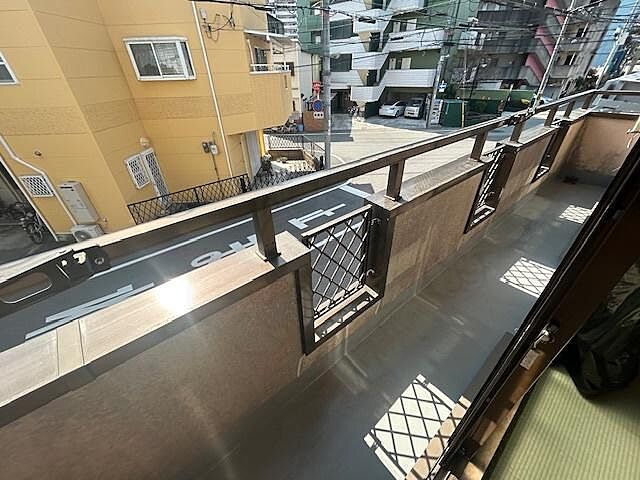 バルコニー