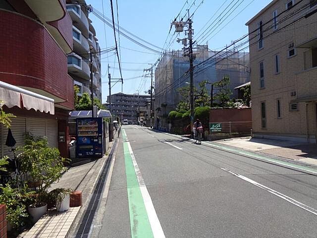 周辺