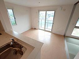 リバーサイド響 2階2LDKのリビング/ダイニング