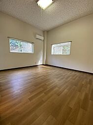 熊本県熊本市中央区黒髪5丁目の賃貸アパート 1階ワンルームのリビング/ダイニング