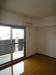 ビルド・ケアII 402 4階2Kのリビング/ダイニング