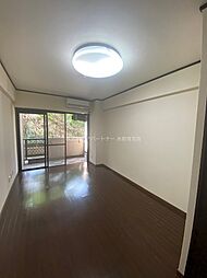 ディンクス黒髪 107 1階1Kのリビング/ダイニング