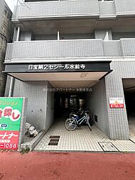 14 / 19