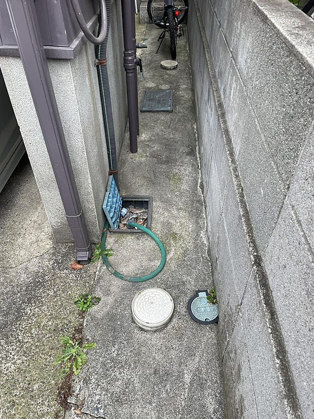 戸外の散水栓