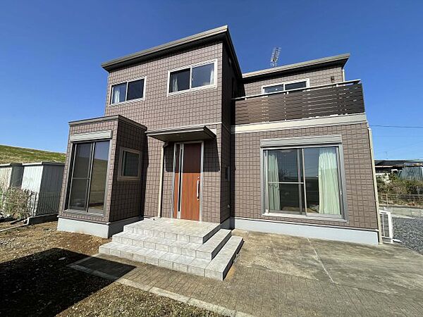 detached 茨城県常総市三坂町53-5
地図を見る