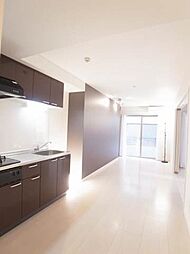 レフィーユ 101 1階1LDKのリビング/ダイニング