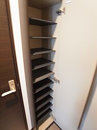 May Azurl 登戸 301 2階1LDKの室内