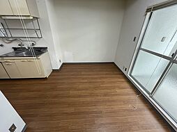 阪急神戸本線 神戸三宮駅 徒歩5分の賃貸マンション 4階ワンルームのリビング/ダイニング