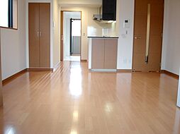 阪急神戸本線 神戸三宮駅 徒歩5分の賃貸マンション 4階1LDKのリビング/ダイニング