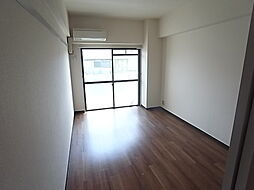 JR福知山線 塚口駅 徒歩10分の賃貸マンション 5階1Kのリビング/ダイニング