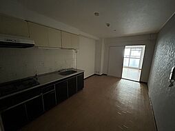 神戸市西神・山手線 湊川公園駅 徒歩3分の賃貸マンション 1階1DKのリビング/ダイニング