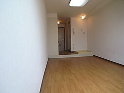 阪急神戸本線 塚口駅 徒歩9分の賃貸マンション 3階ワンルームのリビング/ダイニング