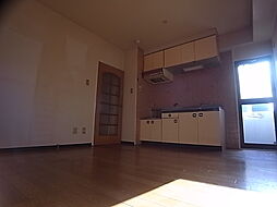 阪神本線 神戸三宮駅 徒歩13分の賃貸マンション 2階1LDKのリビング/ダイニング