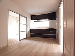 神戸市西神・山手線 新神戸駅 徒歩10分の賃貸マンション 2階2LDKのリビング/ダイニング