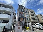 園田駅より徒歩18分 築35年2ヶ月 3階建の賃貸物件