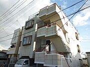 園田駅より徒歩14分 築32年8ヶ月 3階建の賃貸物件