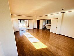 松村ビルII 3階4LDKのリビング/ダイニング