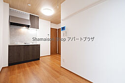 グランソフィア上福岡 104号室 1階ワンルームのリビング/ダイニング