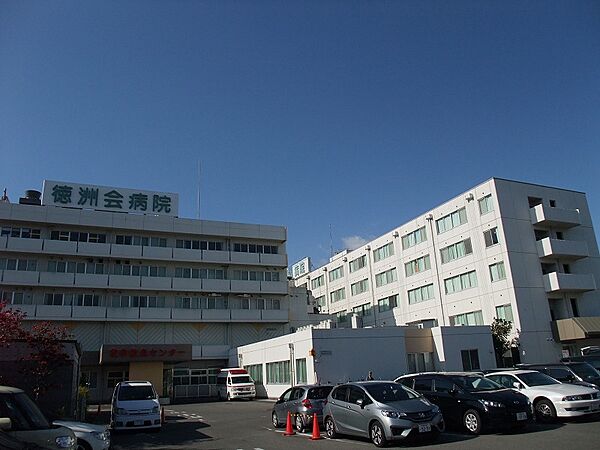 画像15:徳洲会病院（993m）
