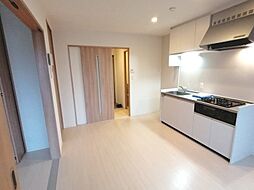 サン ミライエ 2階1LDKのリビング/ダイニング