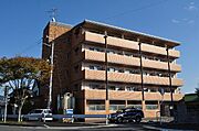 興戸駅より徒歩10分 築20年2ヶ月 5階建の賃貸物件