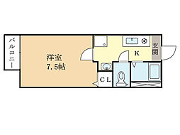 グローリィ吉山 1階