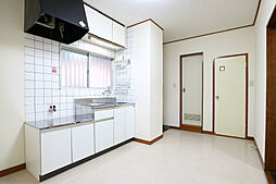 JR東海道本線 川崎駅 バス10分 二の辻下車 徒歩2分の賃貸アパート 2階2DKのリビング/ダイニング