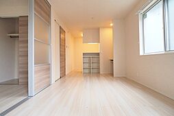 ロイヤルキング 1階1LDKのリビング/ダイニング