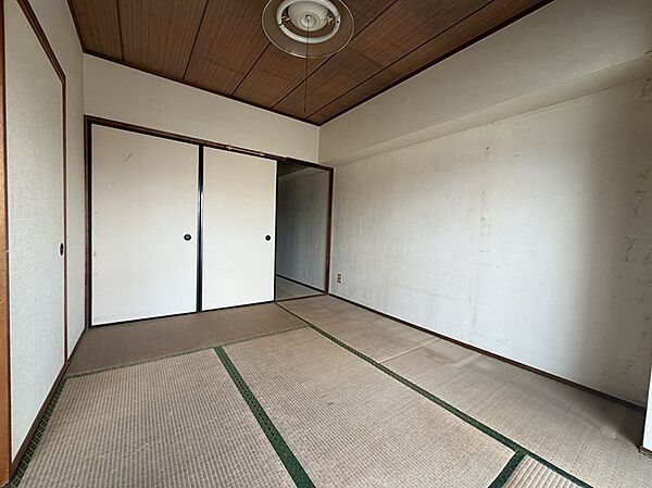 寝室