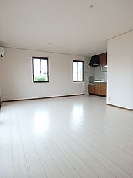 サンモール・ソシア 1 1階2LDKのリビング/ダイニング