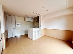 ウィスタリア Ｇ 3階1LDKのリビング/ダイニング