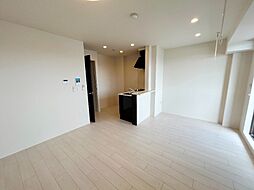 Luminous coat 1階1LDKのリビング/ダイニング