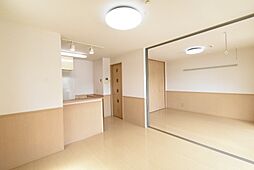 サンパティーク A館 2階2LDKのリビング/ダイニング