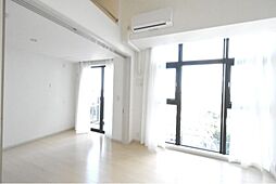 コンフォリア大宮 7階2LDKのリビング/ダイニング