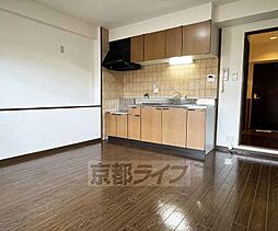 Ｔｗｉｎ’ｓ　Ｓｑｕａｒｅ　Ｅａｓｔ 201 2階2LDKのリビング/ダイニング