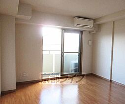 グレース大嘉 105 1階1Kのリビング/ダイニング