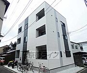 鳥羽街道駅より徒歩7分 3階 築2年11ヶ月の賃貸物件