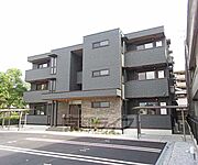 堅田駅より徒歩6分 3階 築1年11ヶ月の賃貸物件
