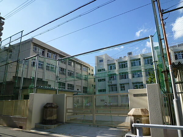大阪市立西船場小学校