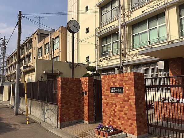 大阪市立港南中学校