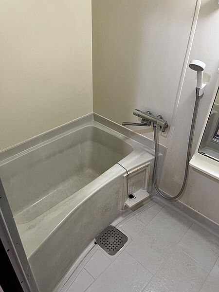 apartment 北海道北見市山下町５丁目1番地9
地図を見る