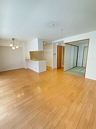 シーサイドレジデンスコスモスクエア駅前 2階3LDKのリビング/ダイニング