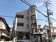 久寿川駅より徒歩8分 3階 築32年7ヶ月の賃貸物件