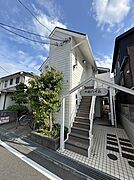 夙川駅より徒歩12分 築30年1ヶ月 2階建の賃貸物件